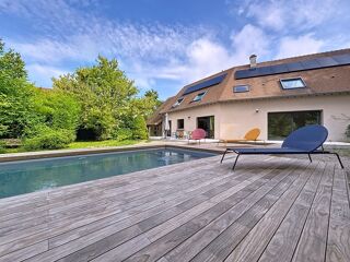  Maison à vendre 10 pièces 330 m²
