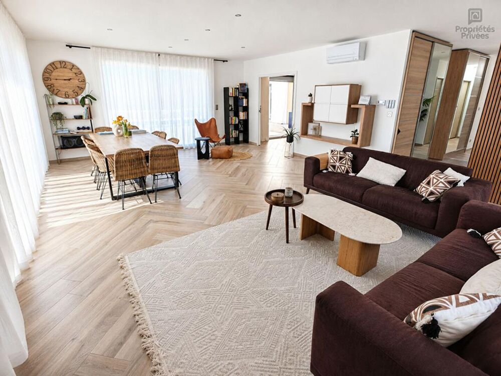 CHÂTEAUROUX, LA MARGOTIÈRE, Maison contemporaine de plain-pied, 5 chambres, bureau, piscine, DPE A