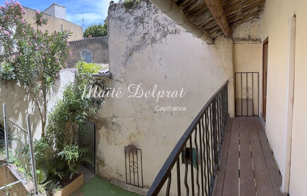 Maison de village à vendre avec cour, balcon et grenier : un potentiel exceptionnel à Sorgues (84)