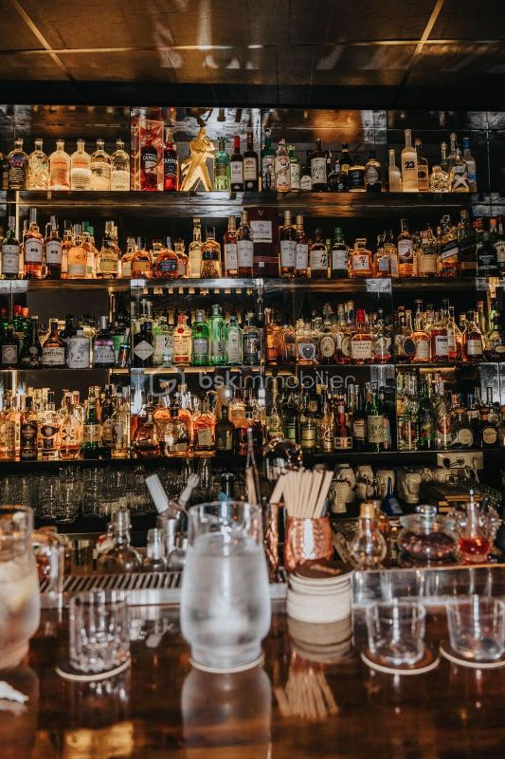   TRES BEAU BAR 