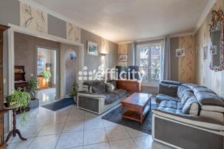  Maison � vendre 8 pi�ces 222 m�