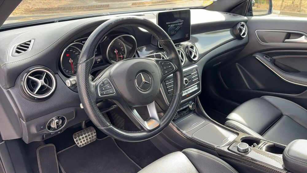 Classe GLA 200 d 136 7G-Tronic Starlight Edition - Entretien constructe 2019 occasion 95330 Domont