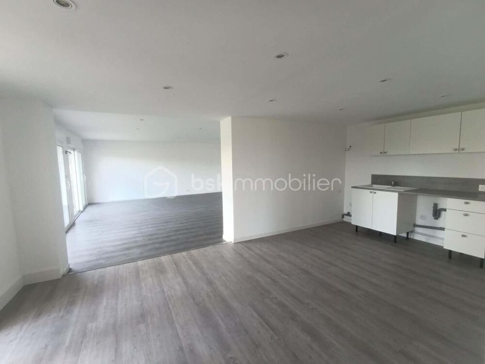 Vente Propriété/Château BELLE PROPRIÉTÉ AVEC PLUS DE 7 000m2 DE TERRAIN Sarceaux