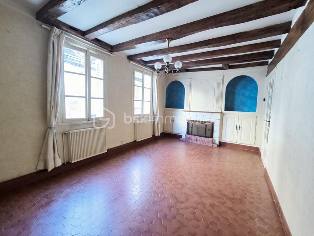 Claire ROSSIGNOL by BSK IMMOBILIER vous propose à Château-Renault