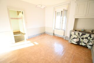  Immeuble  vendre 6 pices 124 m