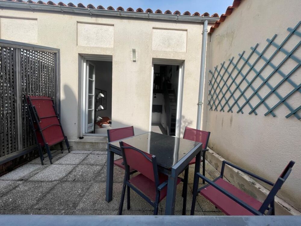 Vente Appartement Appartement Coeur de  Saint Martin de Ré  avec une  terrasse 17410 Saint martin de re