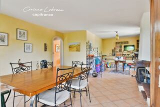  Villa � vendre 6 pi�ces 160 m�