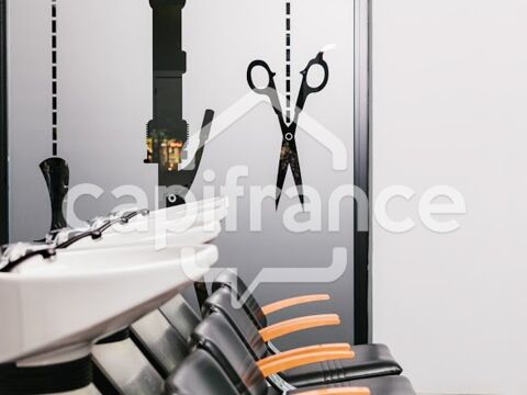 Dpt Ille et Vilaine (35), à vendre MESSAC Salon de coiffure 92000 35480 Messac