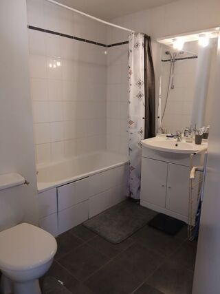  Appartement à louer 2 pièces 43 m²