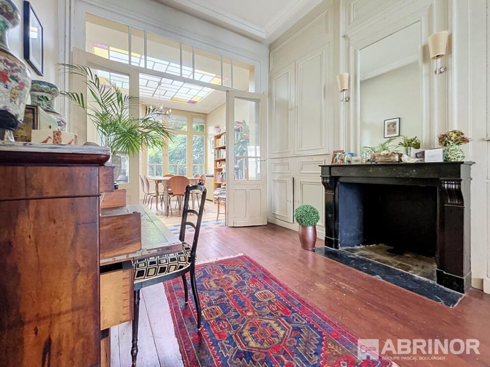 Maison 8 pièces 180 m² · à Lille · 180 m² · 635 000 €