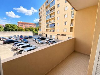  Appartement à vendre 4 pièces 82 m²