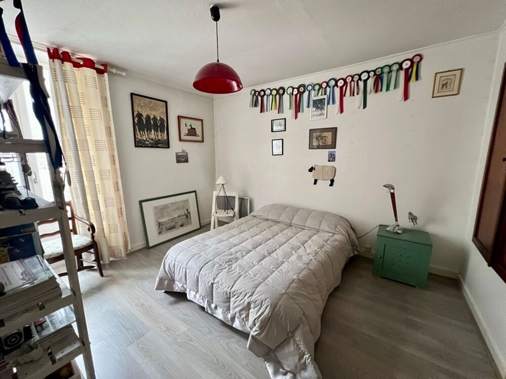 Maison à vendre 10 pièces MORTAGNE SUR SEVRE (85)