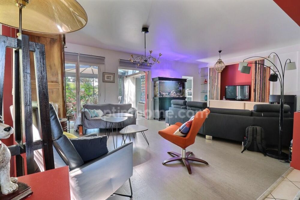 MAISON CONTEMPORAINE T7 - 175 m²