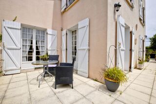  Maison � vendre 8 pi�ces 220 m�