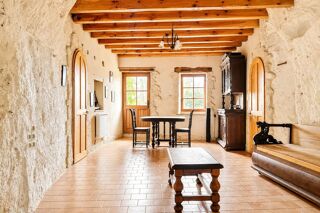  Propriété/château à vendre 5 pièces 168 m²