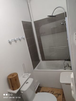  Immeuble à vendre 13 pièces 189 m²