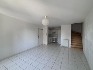  Appartement à louer 3 pièces 54 m²