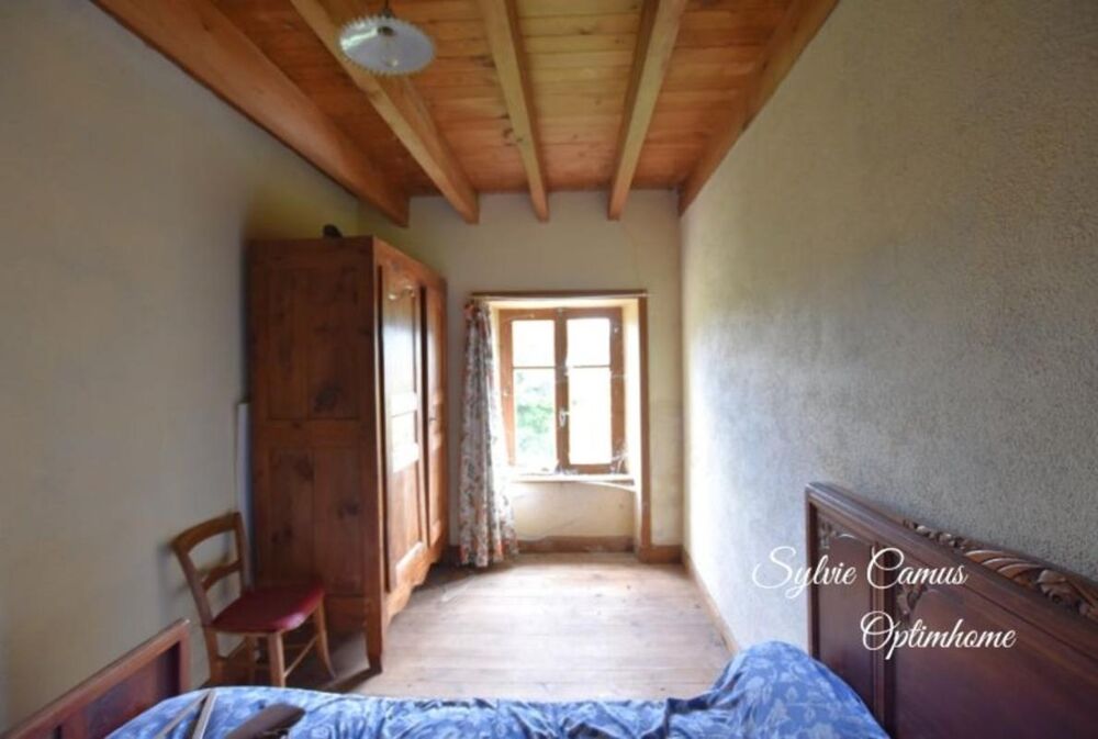 Vente Maison Authentique corps de ferme à vendre 7 pièces SAUVESSANGES (63) de belle surface Sauvessanges
