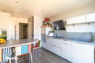  Appartement  vendre 4 pices 94 m