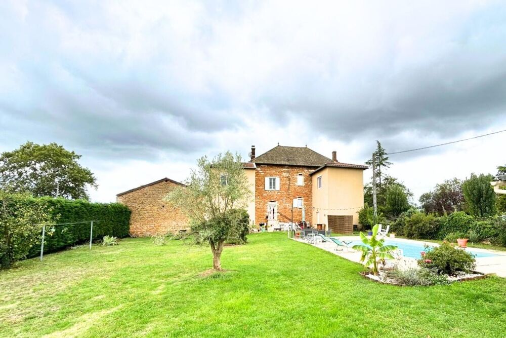 Vente Maison Gleize (69400) Maison en pierres dorées 12 pièces - Grange - Piscine - Jardin - Climatisation Gleize