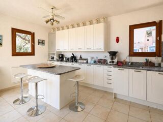 Villa à vendre 6 pièces 151 m²