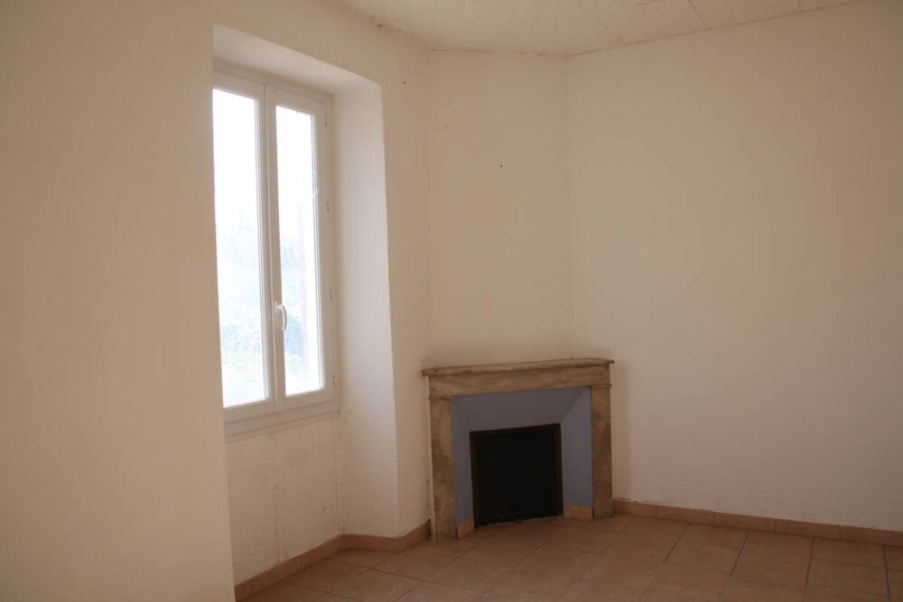 Vente Appartement Appartement T3 à rénover, avec cave, parking et jardin à 05400 VEYNES Veynes