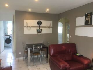  Appartement à louer 4 pièces 66 m²