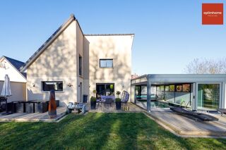  Maison  vendre 7 pices 260 m