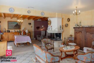  Maison  vendre 8 pices 200 m