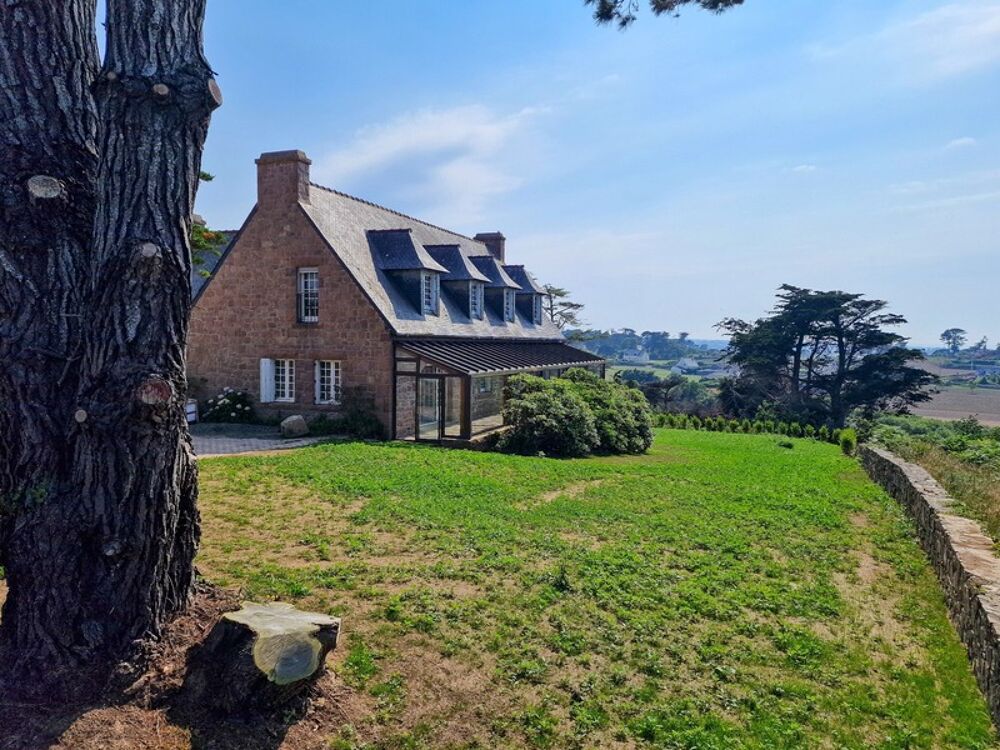 à vendre  Propriété/château Plougrescant (22820)