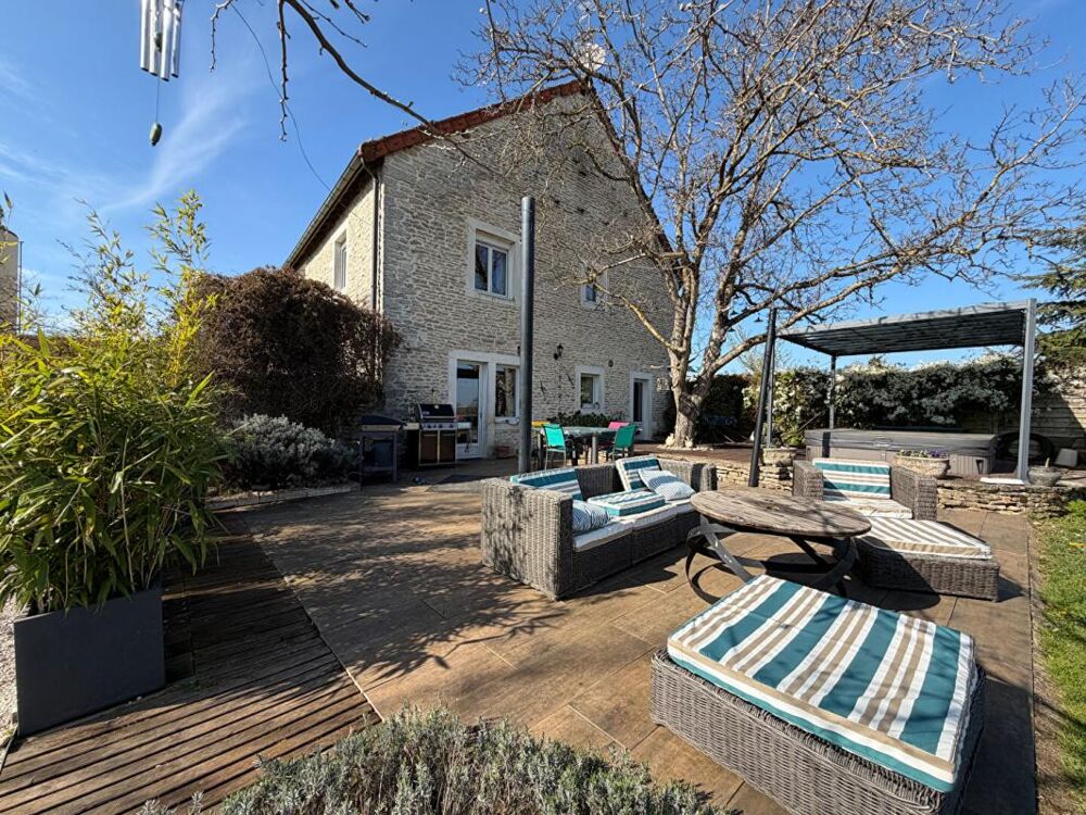 CHAIGNAY - Maison de 257 m²
