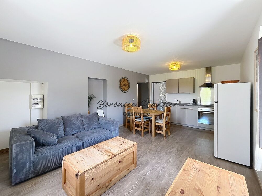 Appartement rénové avec deux espaces de vie indépendants