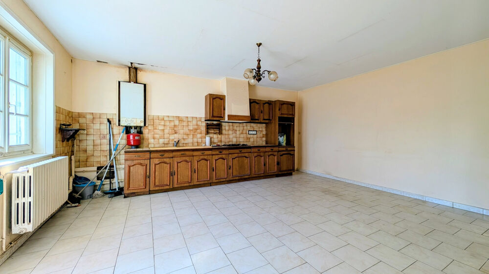 Vente Maison Maison à rénover proche de SEGONZAC (16) avec terrain Segonzac