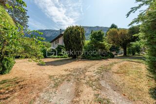  Propriété/château à vendre 7 pièces 180 m²