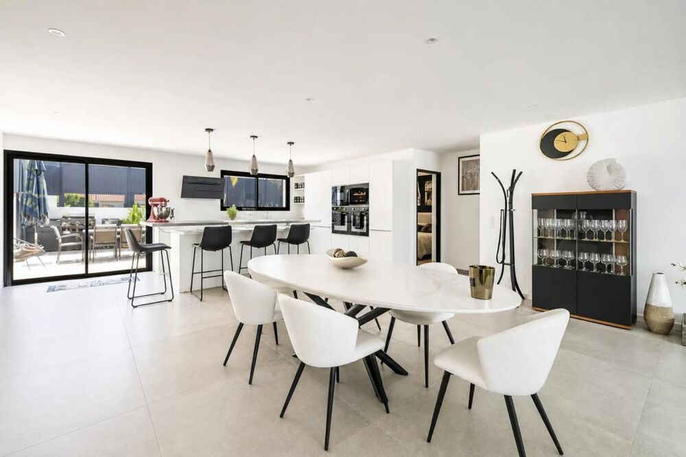 Vente Villa Maison de 6 pièces de 187 m² à Palavas-les-Flots Palavas les flots