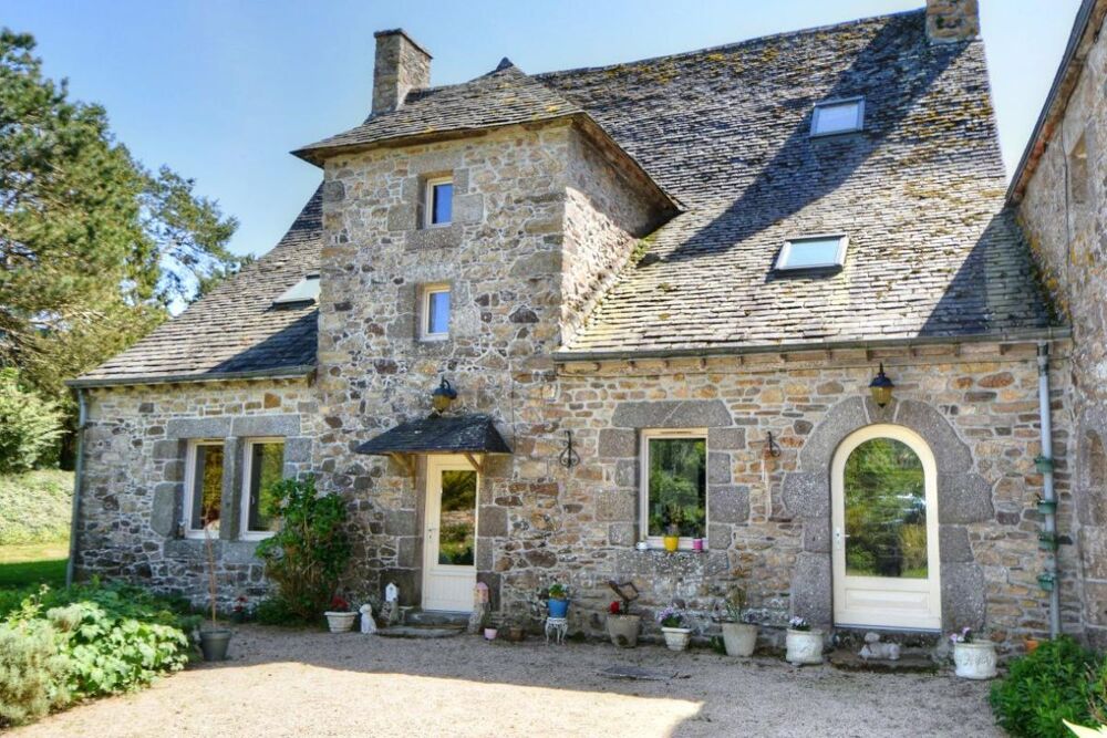 Manoir de caractère de 246 m2 sur un parc de un hectare