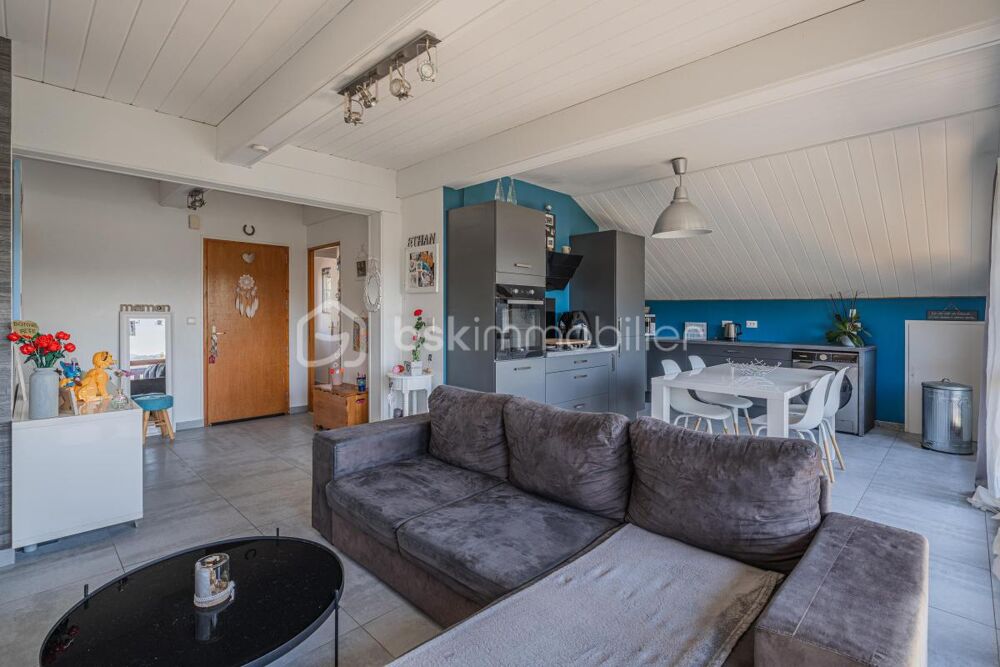 Vente Appartement T4 de 76 m² au sol avec balcon et garage Sales