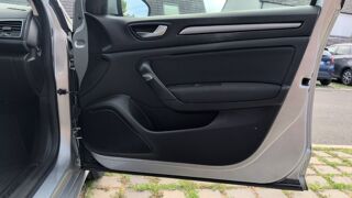 M&eacute;gane 4 1.5 Blue dCi 115 Evolution - Entretien constructeur 2023 occasion 95380 Louvres