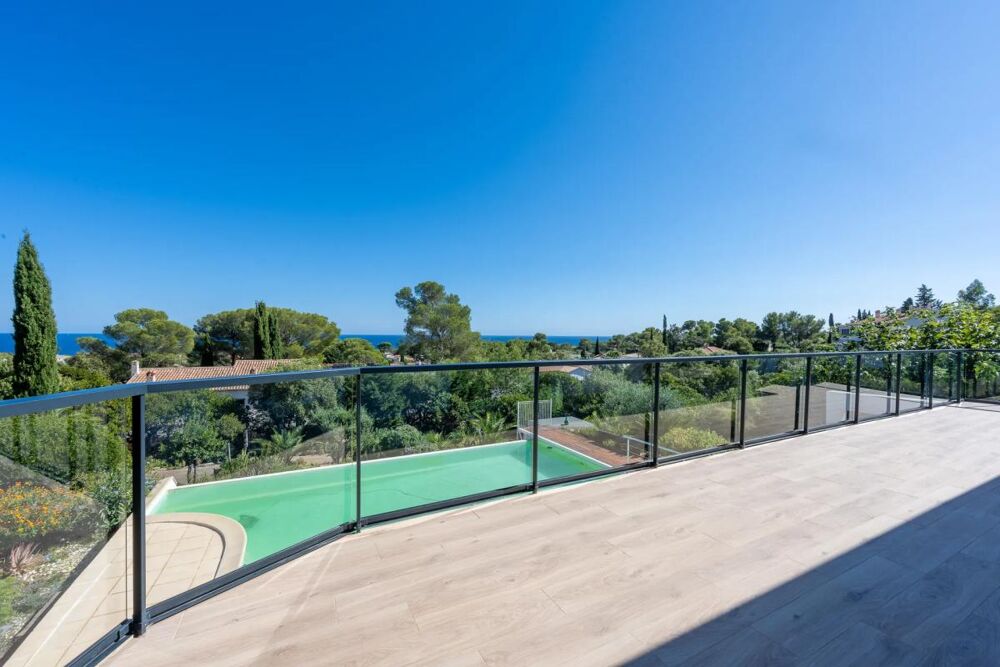Vente Villa Villa 6 pièces de 177 m² à Saint-Aygulf Frejus