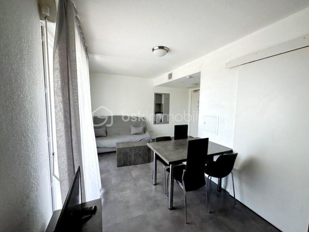 EN EXCLUSIVITE - PISCINE - INVESTISSEUR