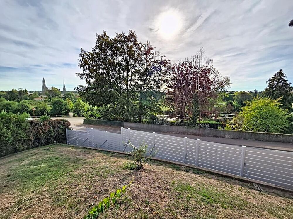 Maison Saint Laurent sur Sèvre 6 pièces avec T2 -178 m2