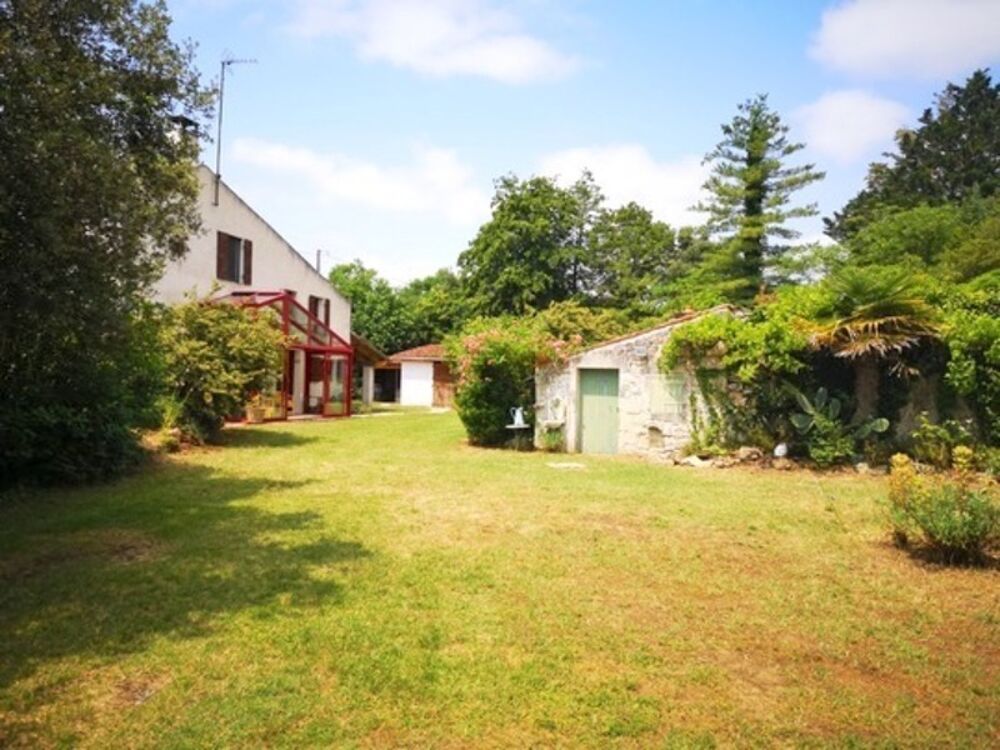 Dpt Charente Maritime (17), à vendre BORDS 2 maisons