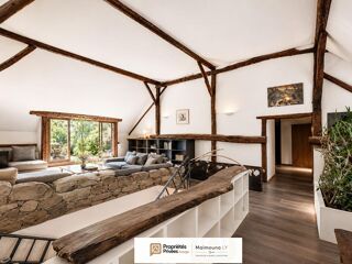  Maison à vendre 15 + pièces 553 m²