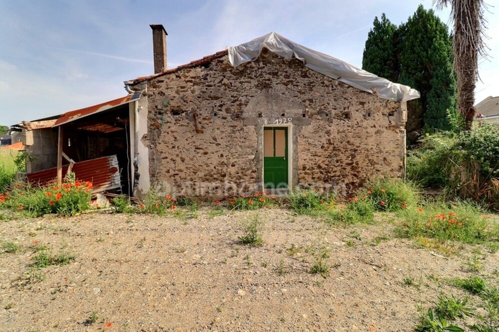 Maison en pierres à fort potentiel d'évolution  85 m² sur parcelle de 430 m²  Port-Saint-Père