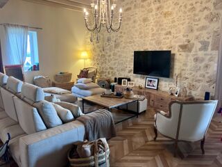  Maison � vendre 5 pi�ces 220 m�