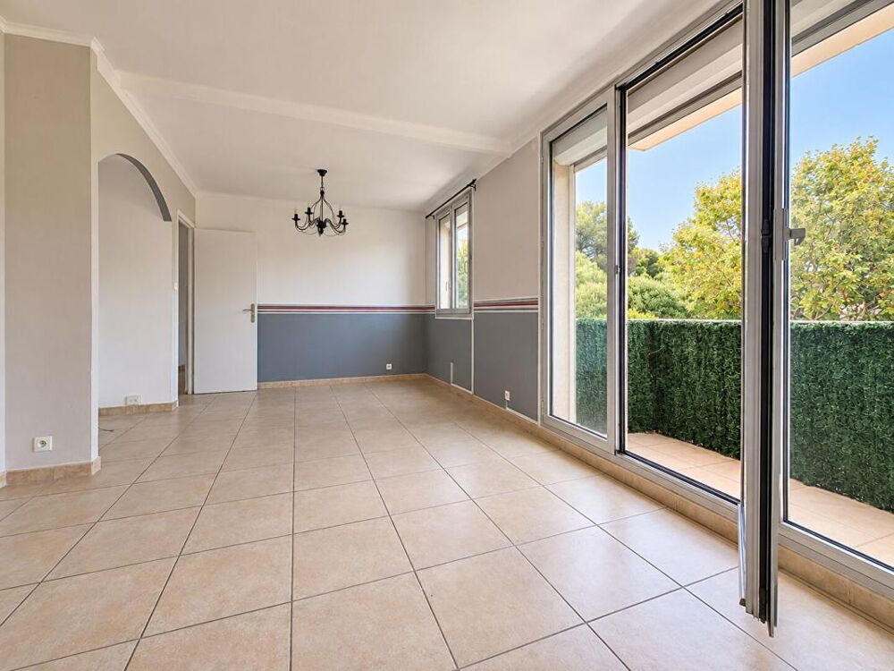 Vente Appartement Martigues , App T3/4 de 71m2 ,plein sud , avec deux balcons et parking Martigues