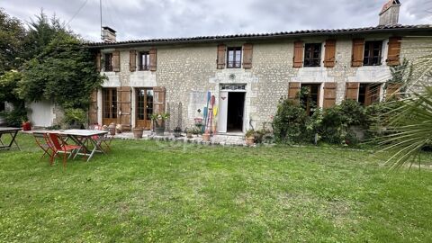    vendre , Authentique longre charentaise de 186 m habitables avec grand terrain arbor  Berneuil Maison - 5 pice(s) - 186 m
