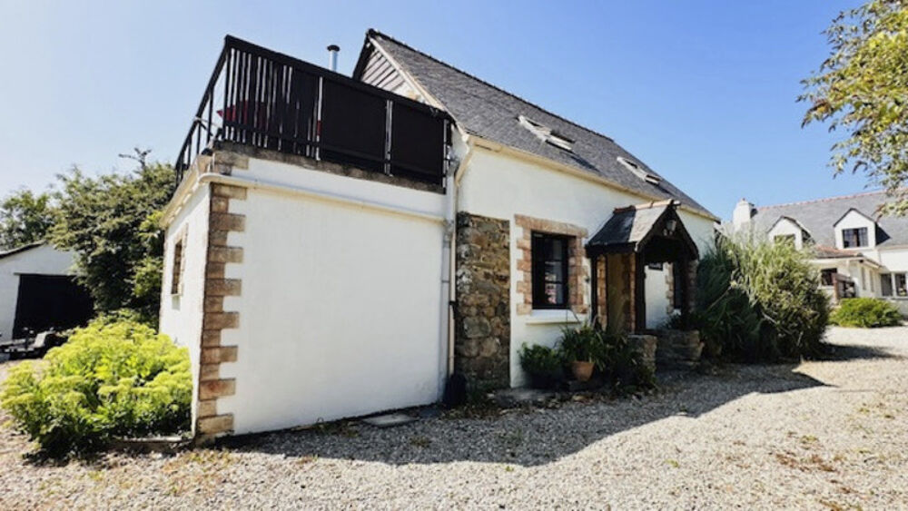 Rare sur le marché  Ensemble de 3 gîtes de charme rénovés, dans un cadre bucolique et paisible  Idéal investisseur !