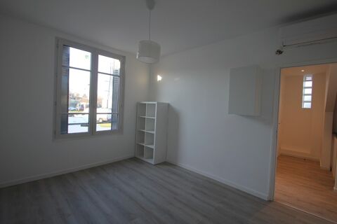 EPINAY SUR SEINE Bureau 13 m2 à louer 710 93800 Epinay sur seine