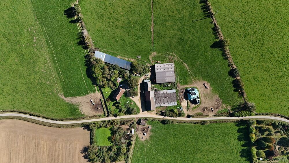 Vente Maison Propriété à vendre – Ancienne seigneurie avec 45 hectares attenants – Proche La Châtre (36) ferme équestre ou agricole La chatre
